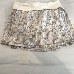 Lululemon Pace Rival Skirt size 4 Tall